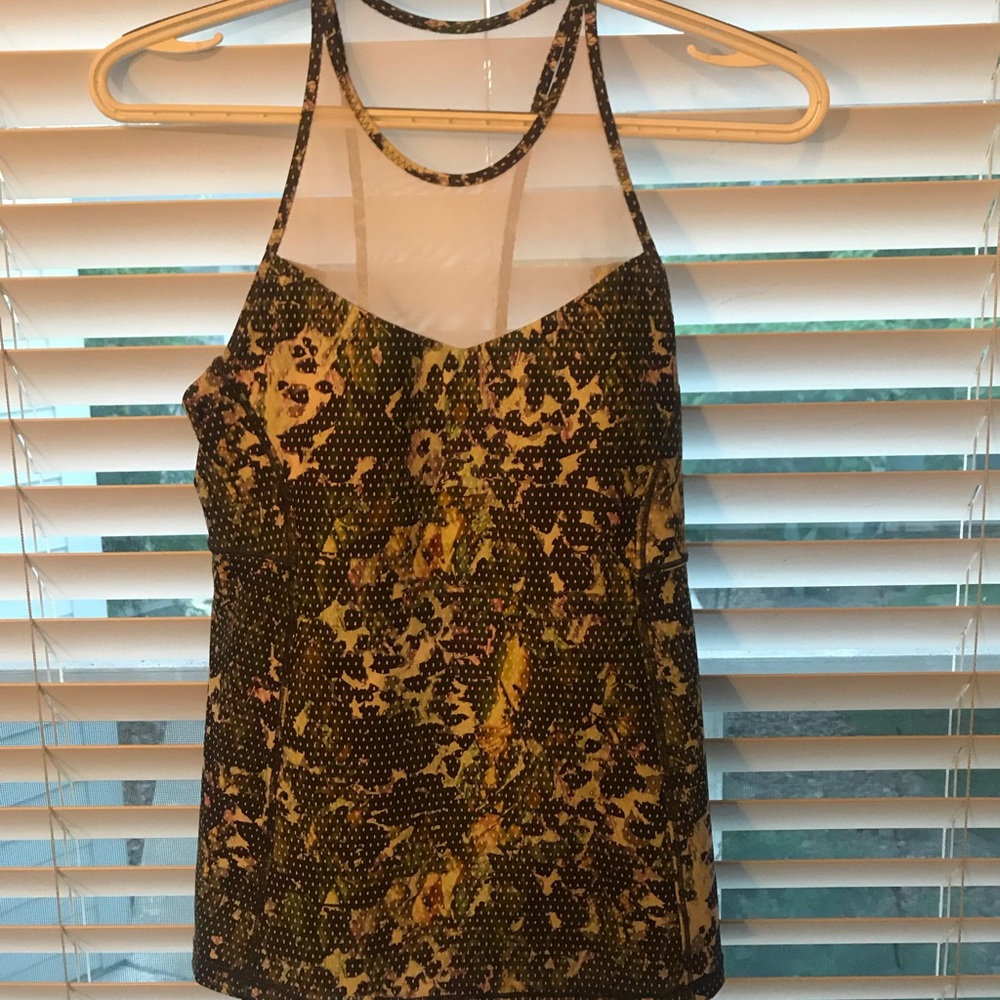 Lululemon built in bra top